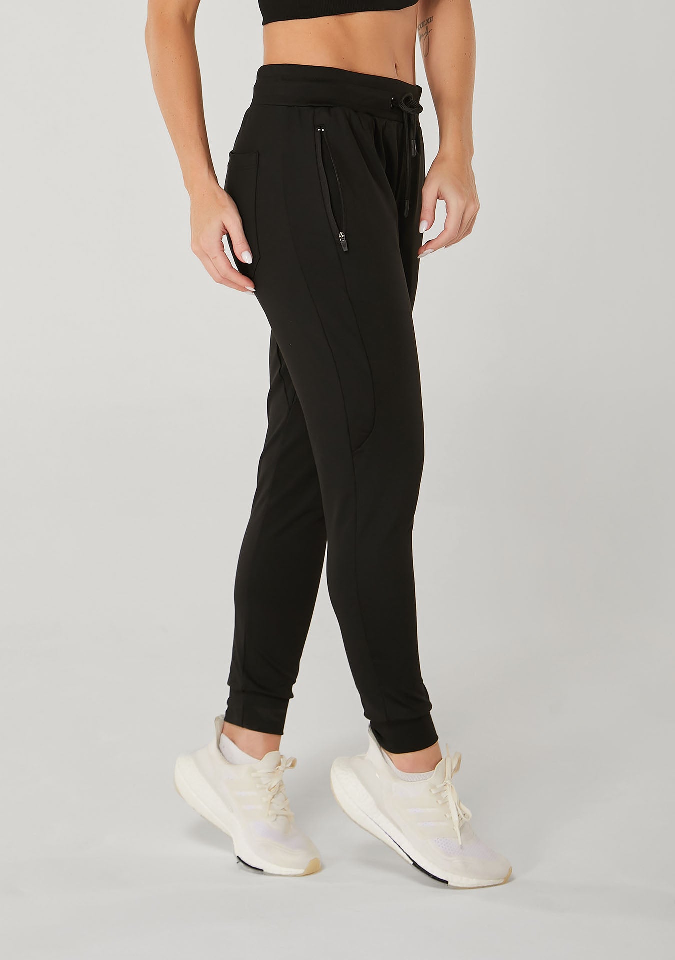Calça Slim Athleisure Feminino - Preto