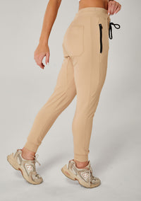 Calça Slim Athleisure Feminino - Sand