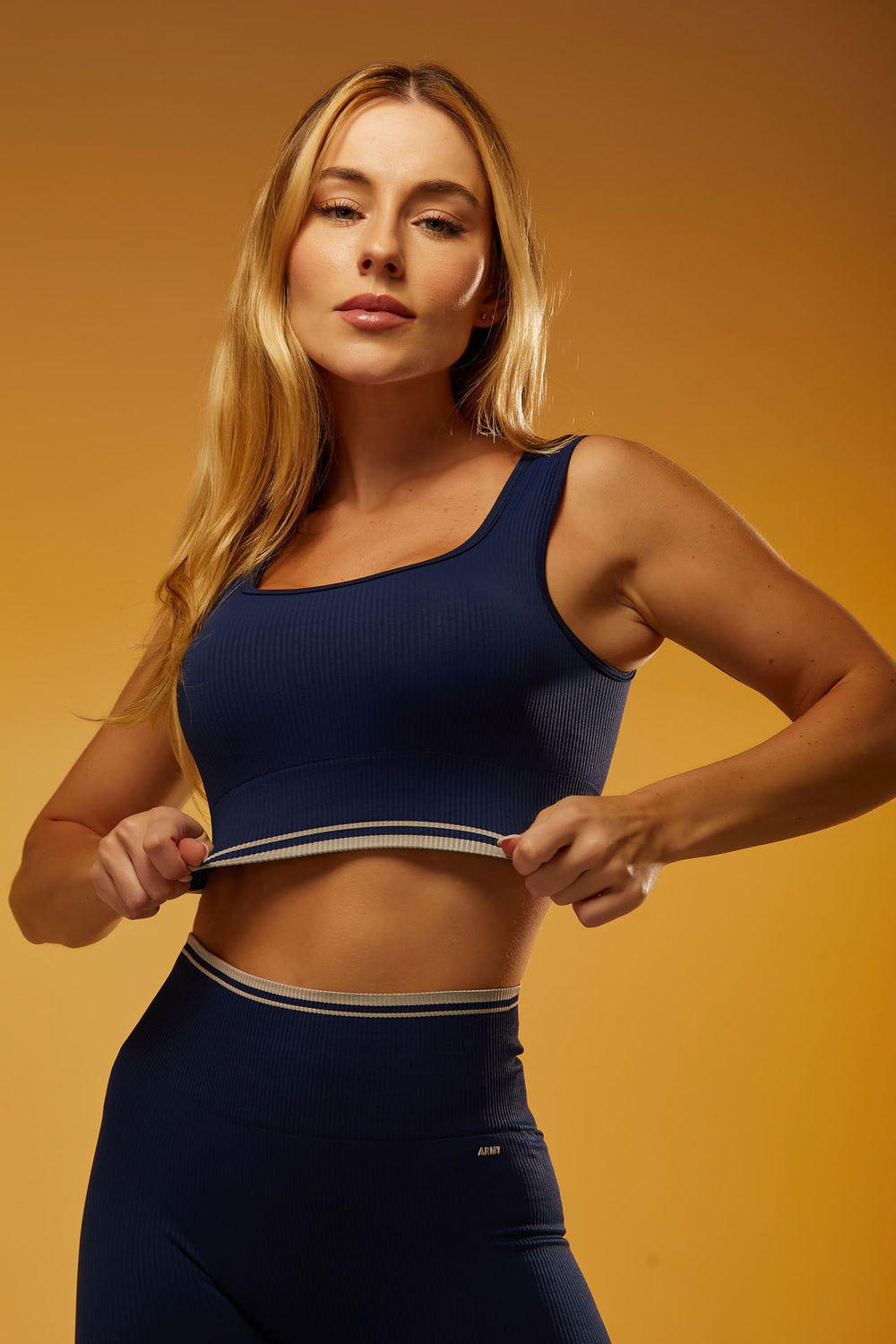 Mer Sumon Rib Line R Top com Bojo Seamless Rib Contour Line - Marinho – ArmyBR