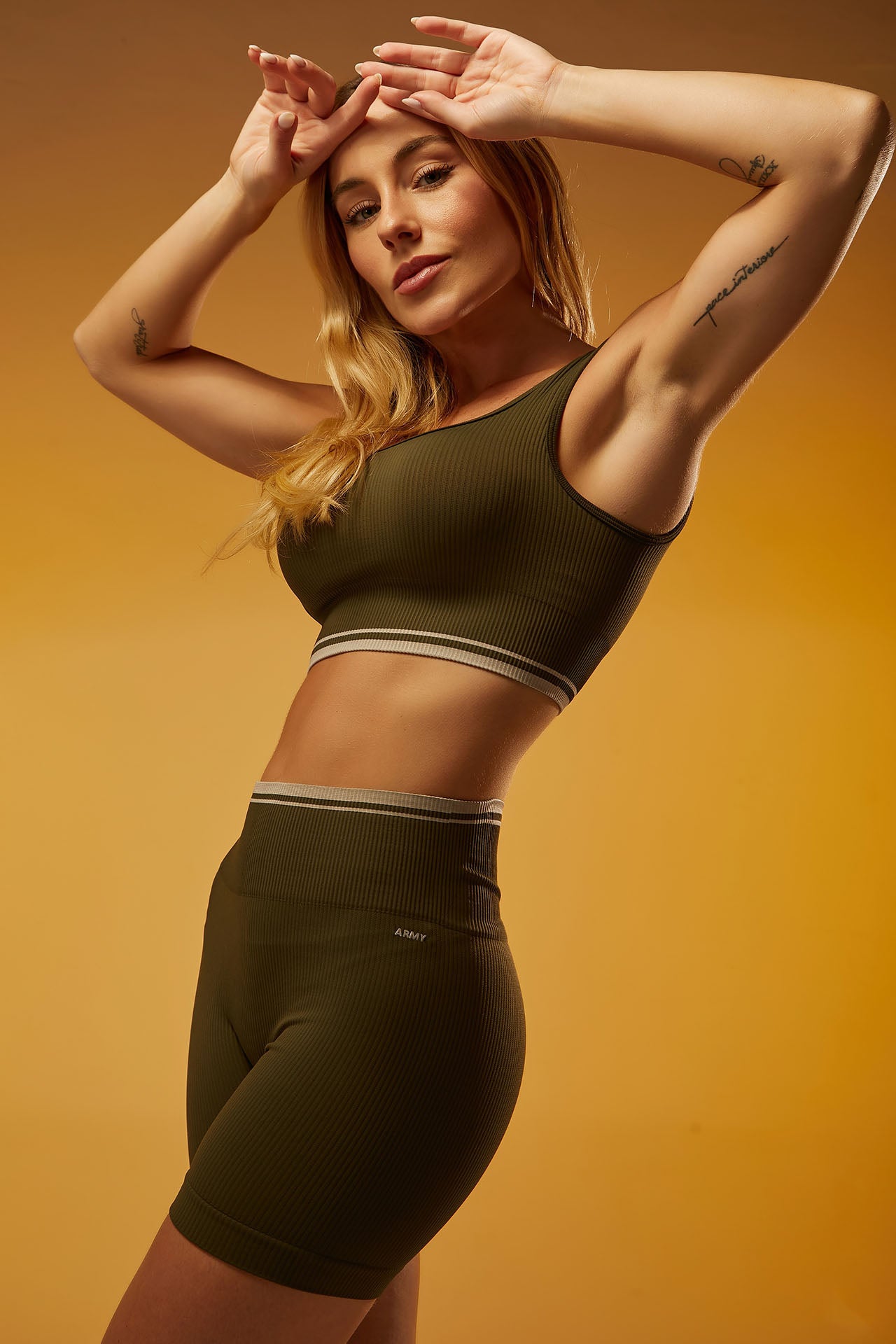 Top com Bojo Seamless Rib Contour Line - Militar
