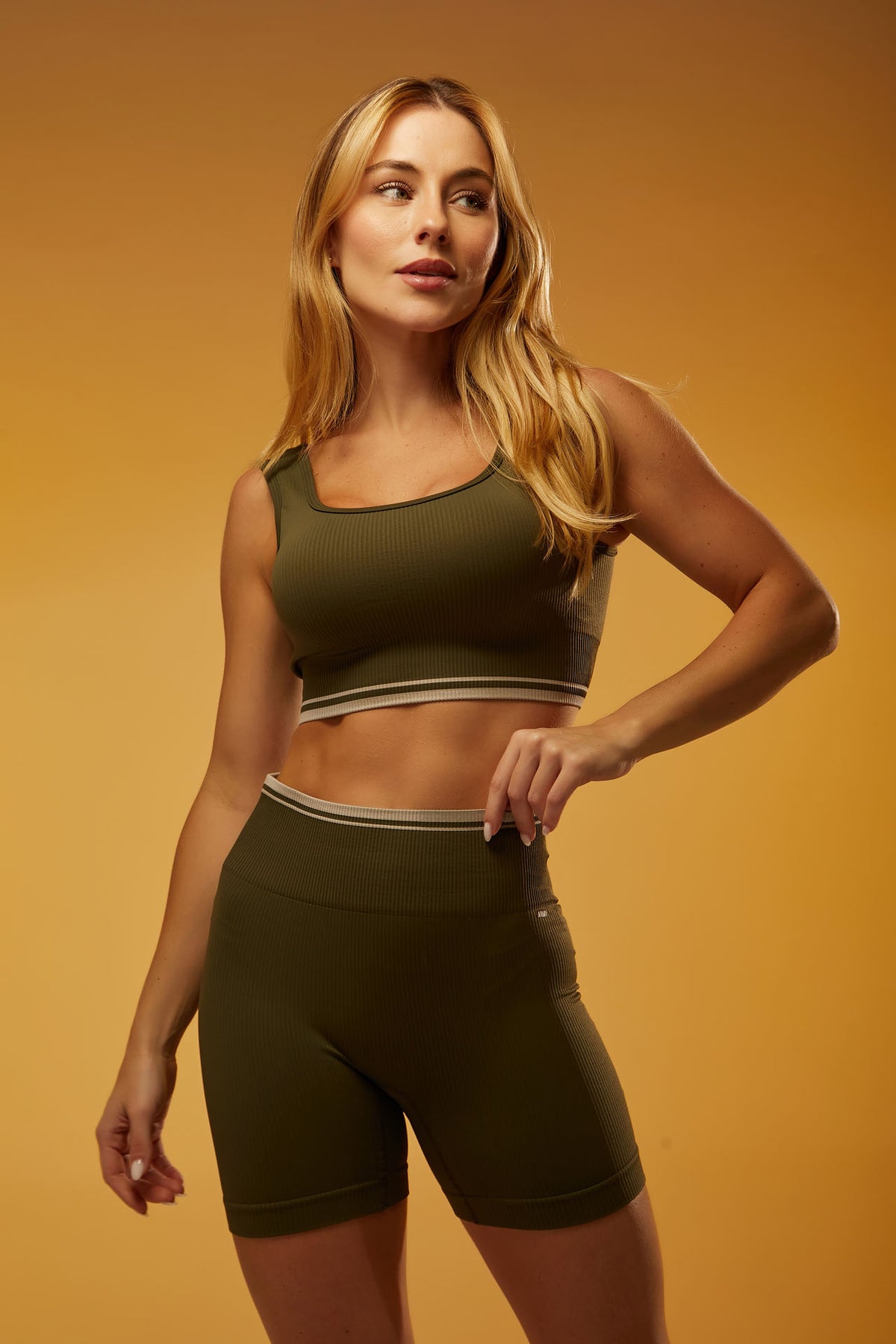 Top com Bojo Seamless Rib Contour Line - Militar