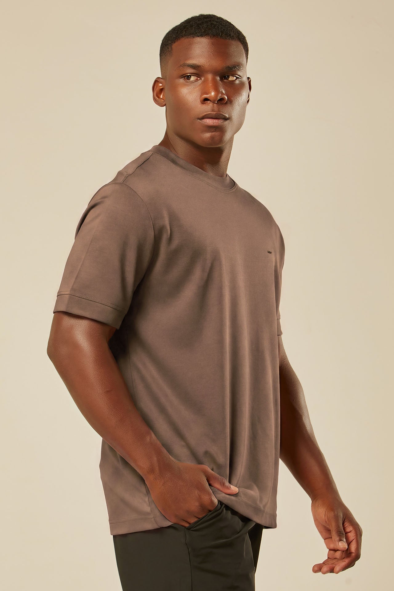 Camiseta Oversized Army Essential - Marrom